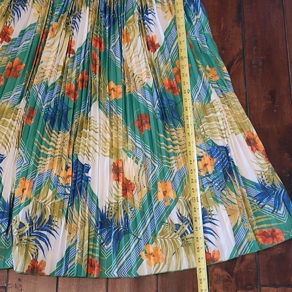 L'atiste Floral Multicolor Pleated Tie  Maxi Dress Size M - Picture 8 of 14